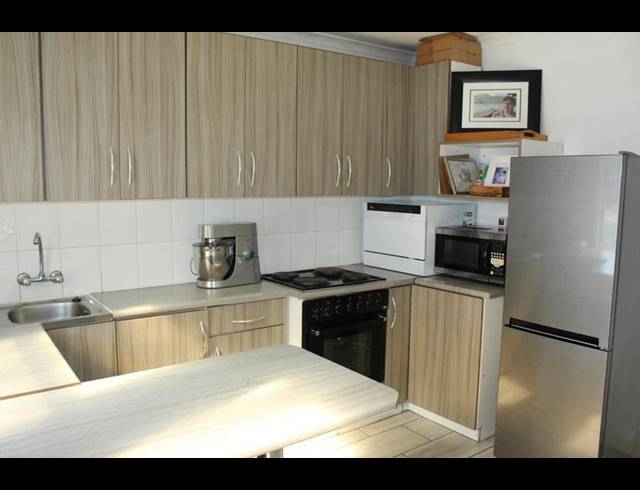 1 BEDROOM PROPERTY TO RENT IN OOSTERSEE
